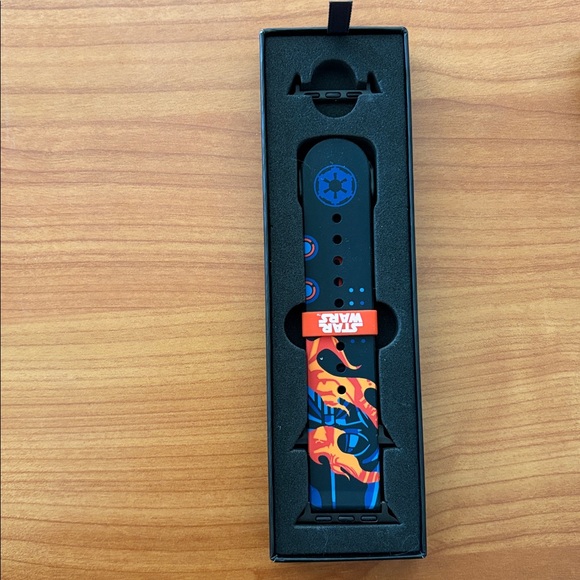 NIB Disney Star Wars Celebration Smart Watch Band - "Darth Vader Rage" - Picture 3 of 4